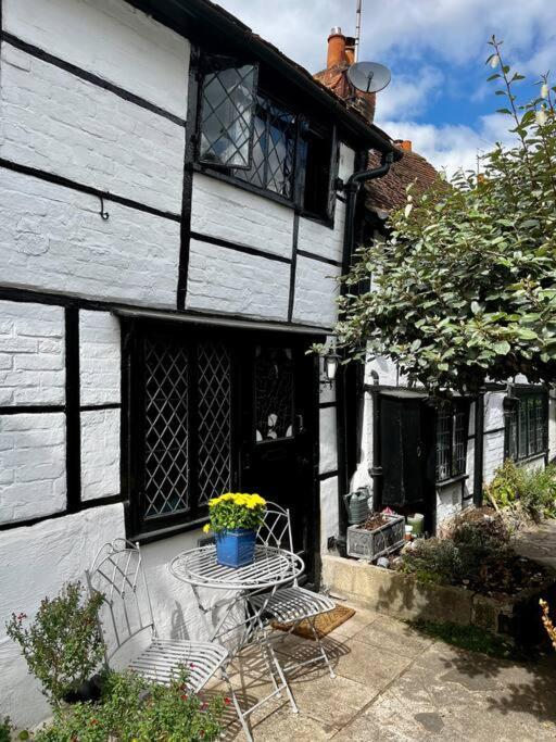 15Th Century Tiny Character Cottage-Henley Centre 外观 照片